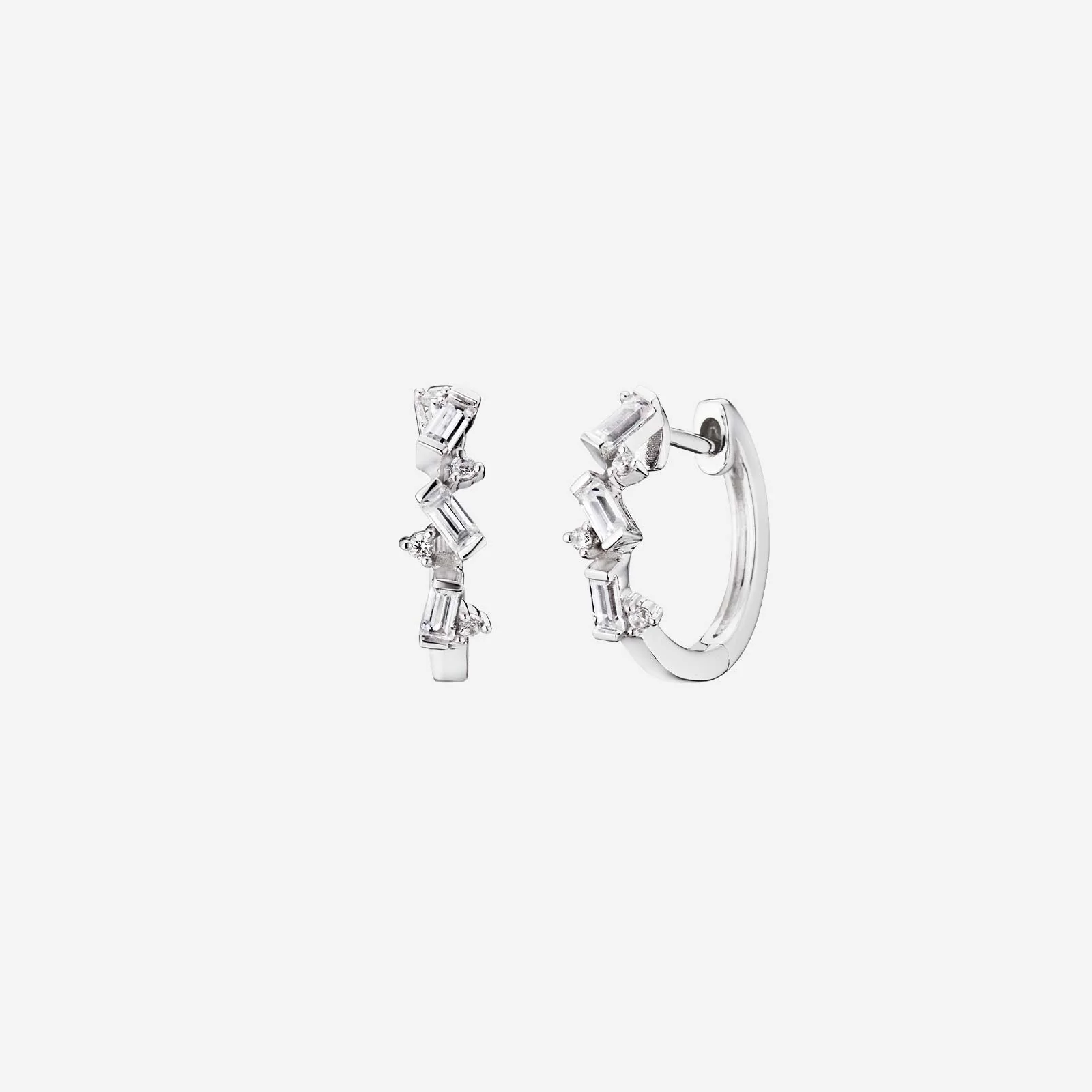 Baguette Diamond Wave Earrings in White Gold (HFREESTYLE0863A)