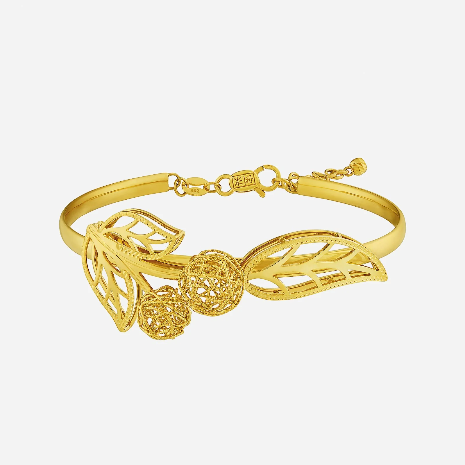 Blissful Eternity Bangle in Yellow Gold (D22KGROUP153V0321A)