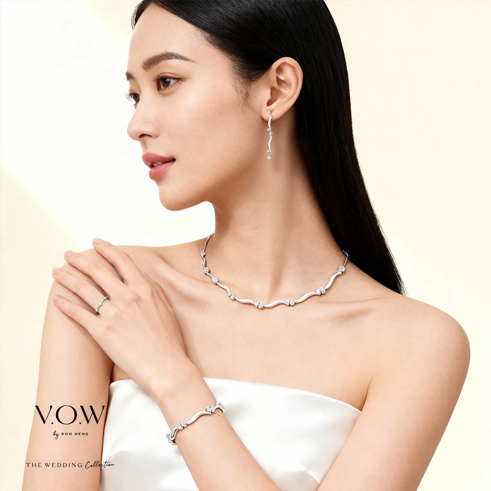 Caressing Waves Diamond Bracelet in White Gold	 (EDIAGROUP197V0621A) - Image 3