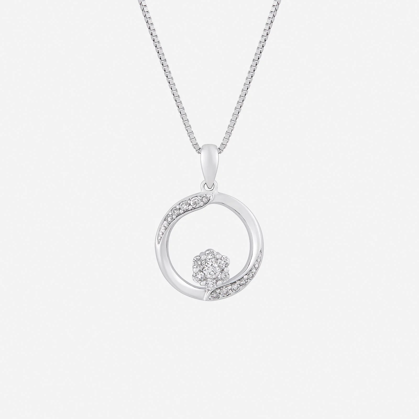 Circle of Elegance Diamond Pendant in White Gold (GDIASTYLE1828A)