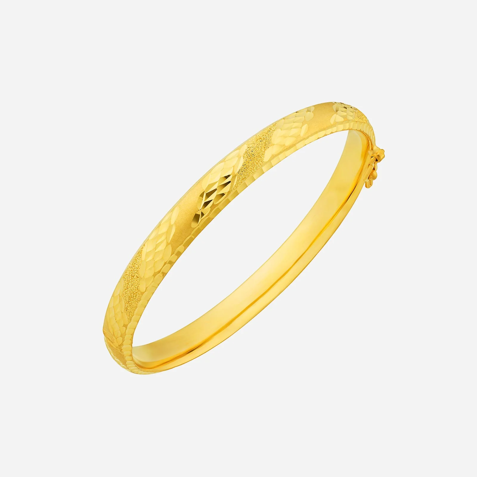 Crafted Bangle in Yellow Gold (D22KSTYLE0252A)