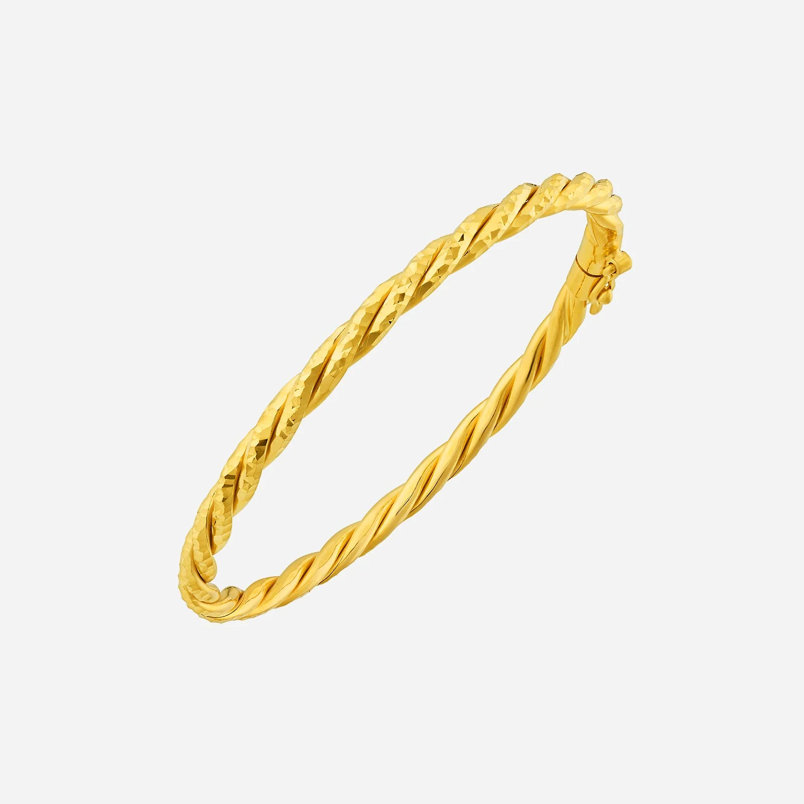Crafted Bangle in Yellow Gold (D22KSTYLE0255A)