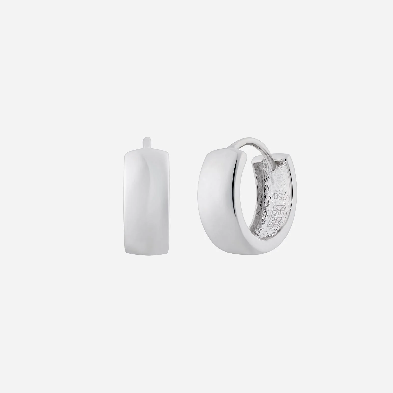 Huggie Earrings in White Gold (HSTYLE022S0072A)