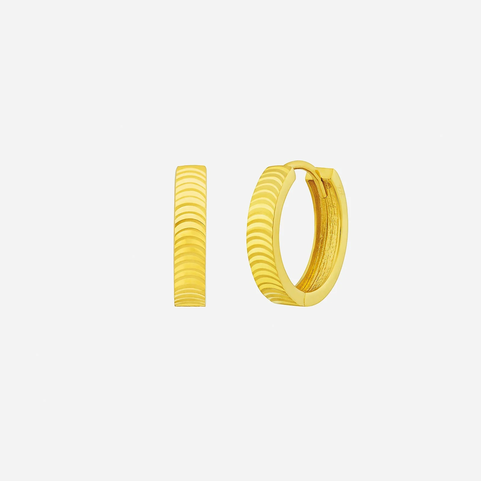 Layered Scales Huggie Earrings in Yellow Gold (H22KSTYLE1447A)